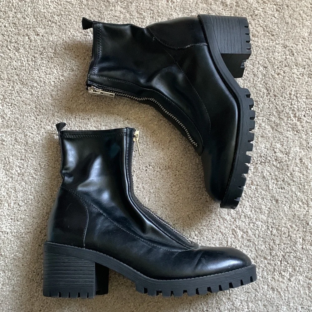 Madden Girl zip up boots - Picture 2 of 6